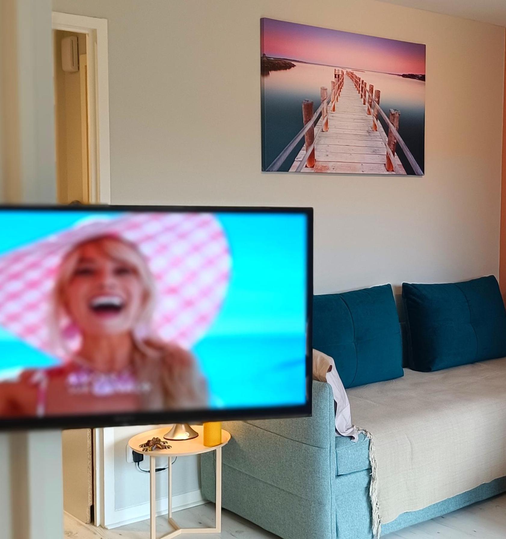 Studio Proche Plage - Parking Gratuit Et Prive - Terrasse Et Petit Jardin Cloture Courseulles-sur-Mer Luaran gambar