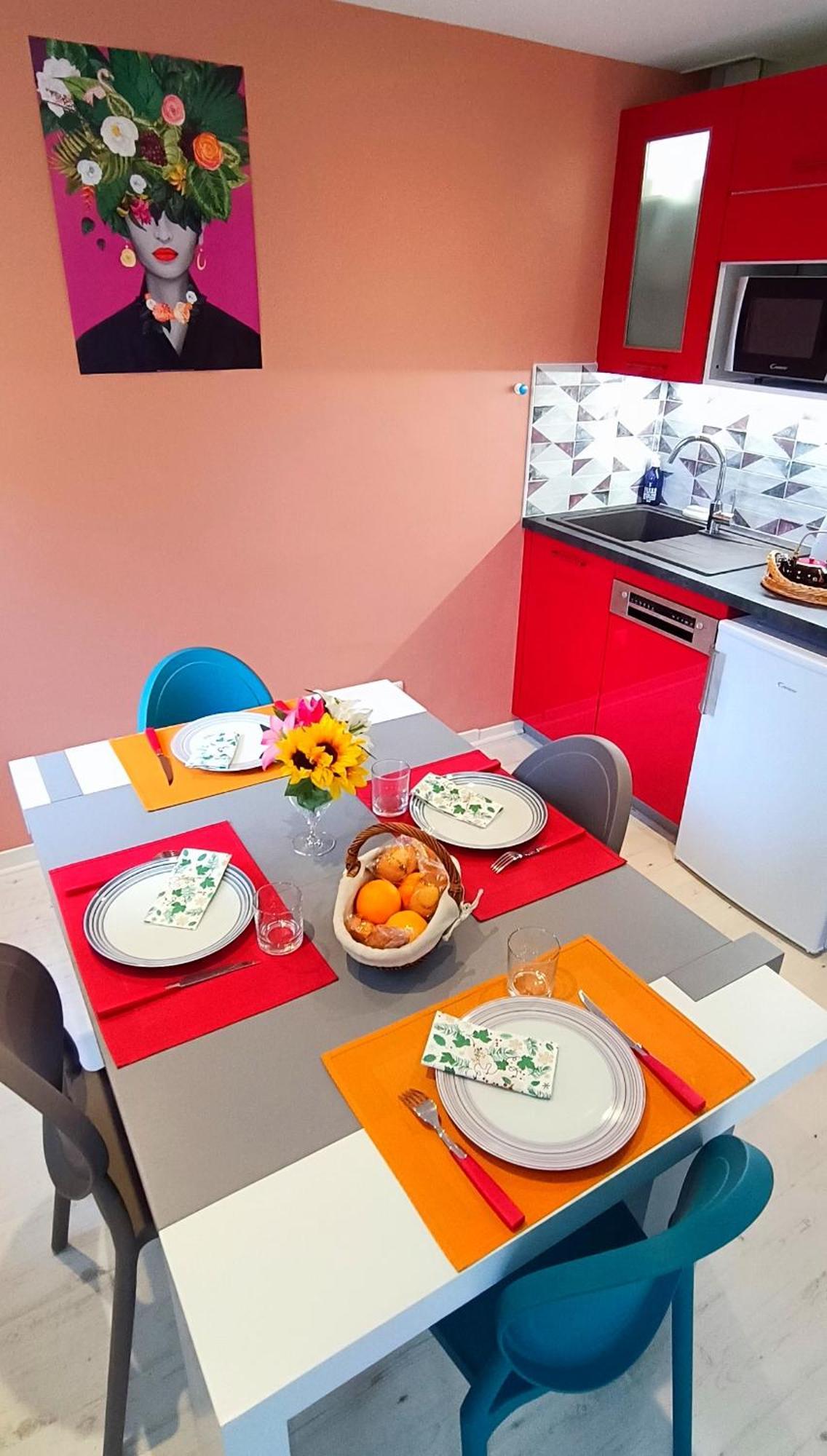 Studio Proche Plage - Parking Gratuit Et Prive - Terrasse Et Petit Jardin Cloture Courseulles-sur-Mer Luaran gambar